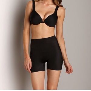 SPANX Slimplicity black Shapewear girl short in black XL